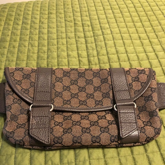 Gucci Handbags - Gucci Fannie Pack